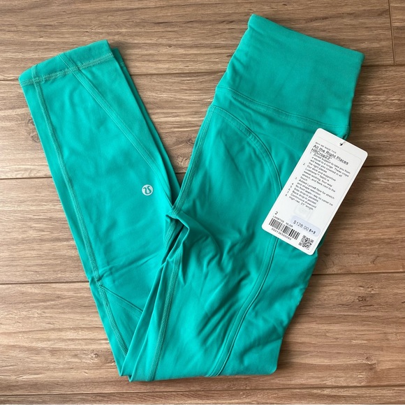 Lululemon Crop Top and Legging Matching Set - Picture 4 of 4